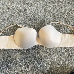 Victoria’s Secret incredible lined demi bra in 36DDD beige